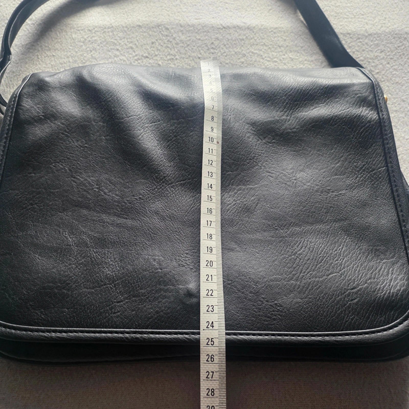 Black Leather Messenger Bag Crossbody Shoulder Bag Multiple Compartments Gold