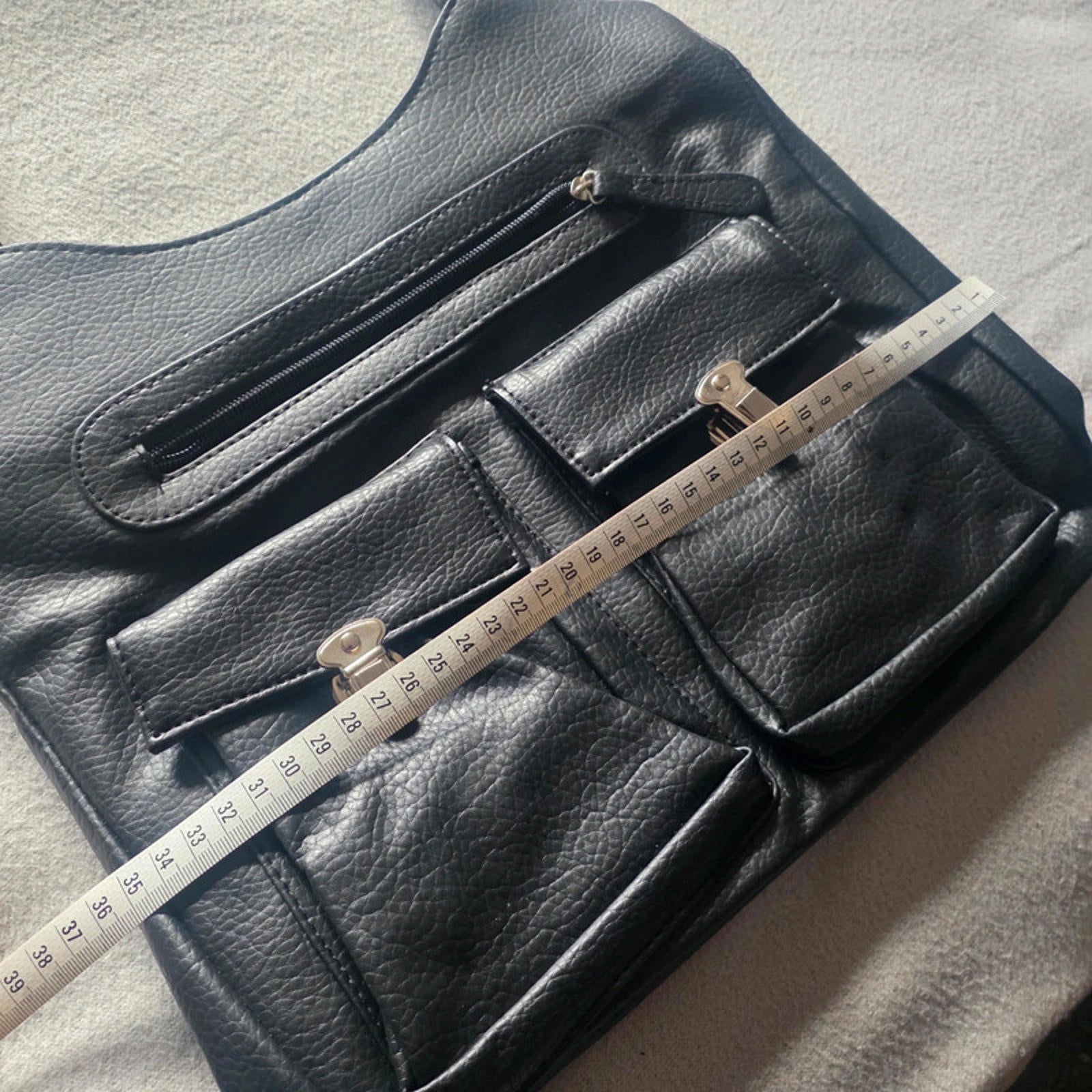 Black Faux Leather Crossbody Messenger Bag Multi-Pocket Organizer Shoulder Bag