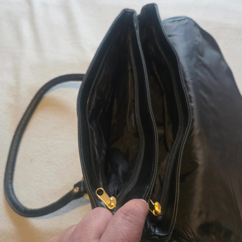 Black Leather Handbag Gold Hardware Ring Detail Classic Structured Shoulder Bag