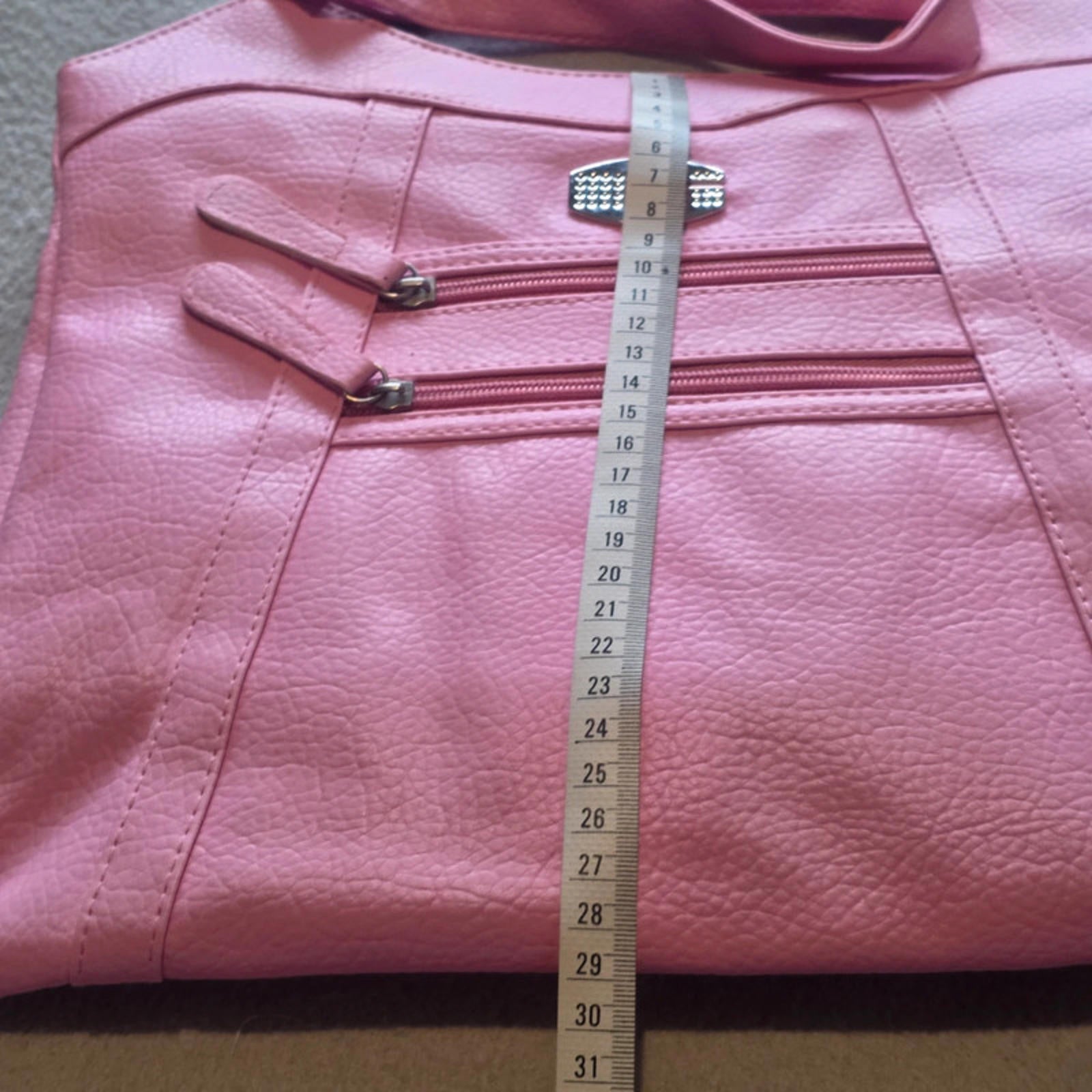 Pink Faux Leather Shoulder Bag with G Logo - Multiple Pockets & Zip Compartments
