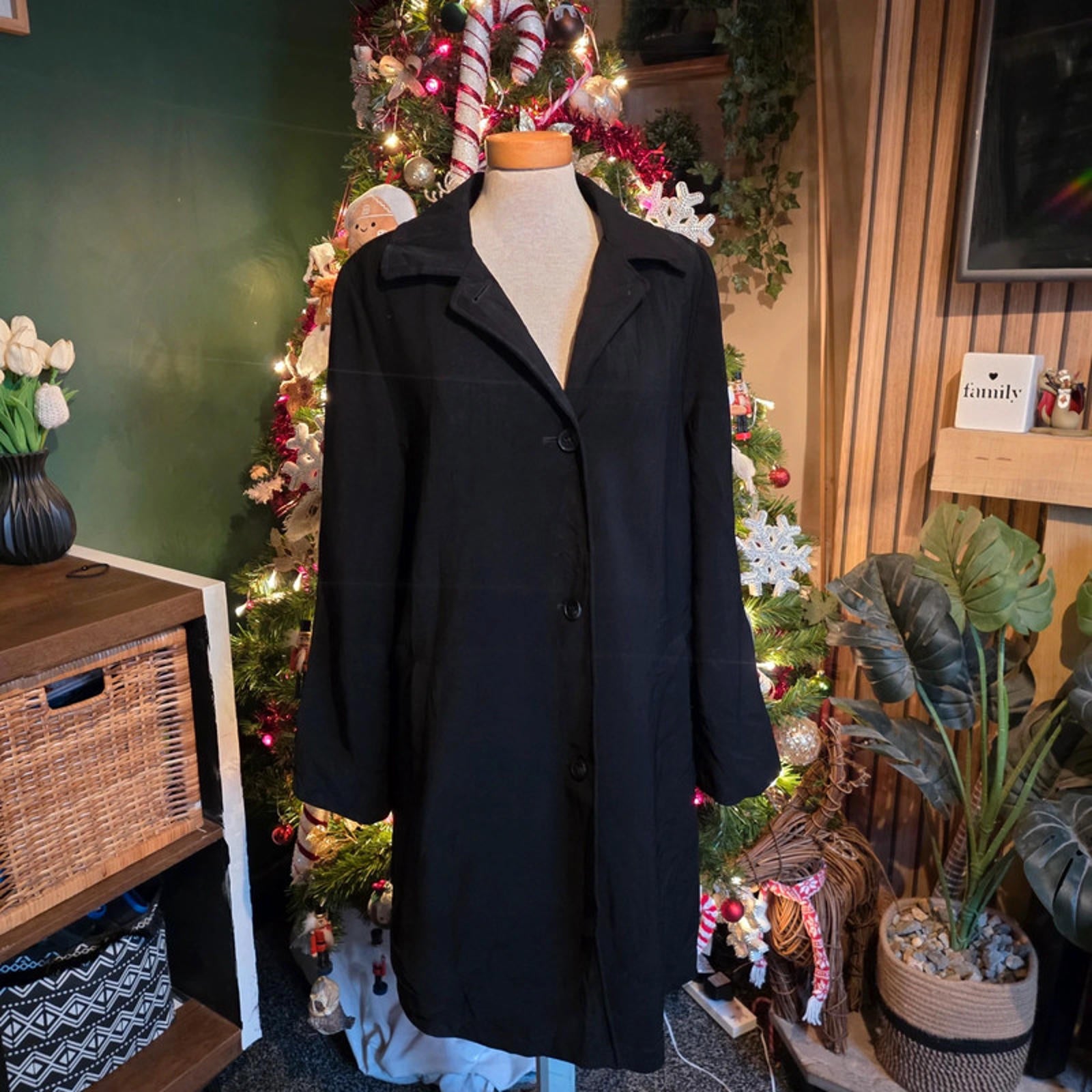 London Fog Black Trench Coat Size S Women's Lined Classic Raincoat Button Front