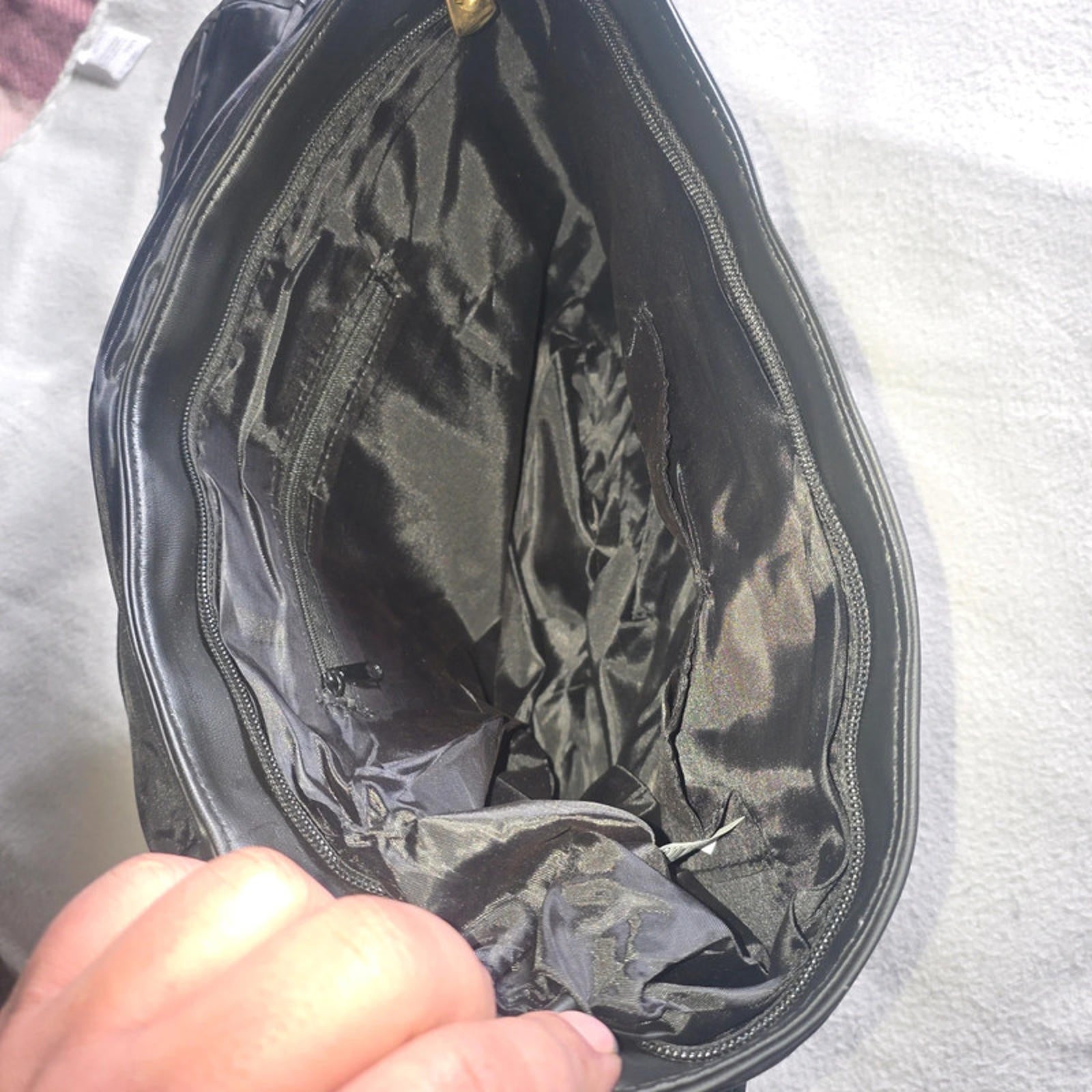 Black Leather Patchwork Messenger Bag Gold Hardware Vintage Style Crossbody